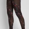 What trendy tights.  Fashion tights.  A short course of kolgotovedenie.  How to choose the right women's fashionable tights