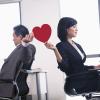 Psychotherapists on the dangers of office romances
